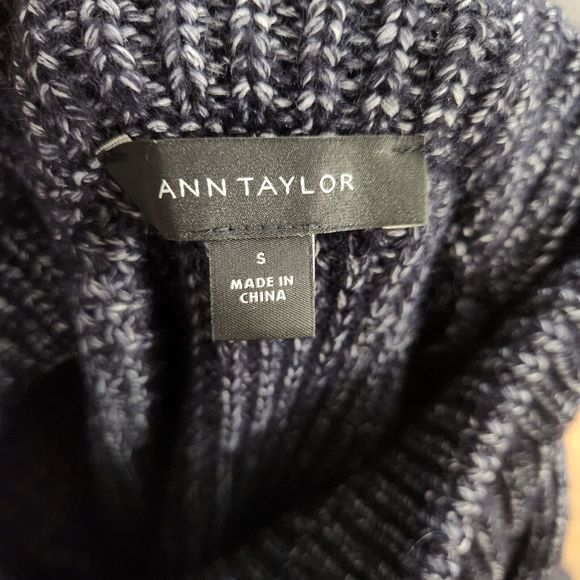 Ann Taylor Women's S Navy Blue White Marled Ribbed- Knit Mock Neck Sweater - Picture 2 of 9